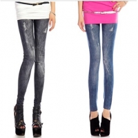 Quần legging giả jean.