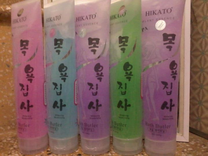 Gel tắm tẩy tế bào chết Hikato