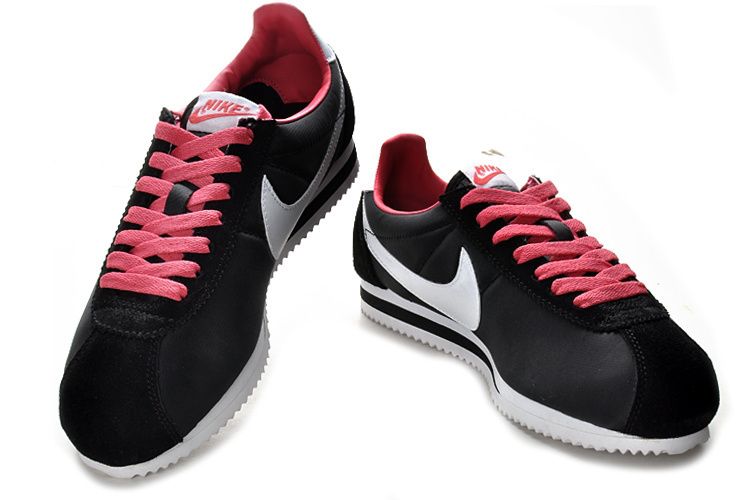 Giày thể thao Nike Cortez GN45