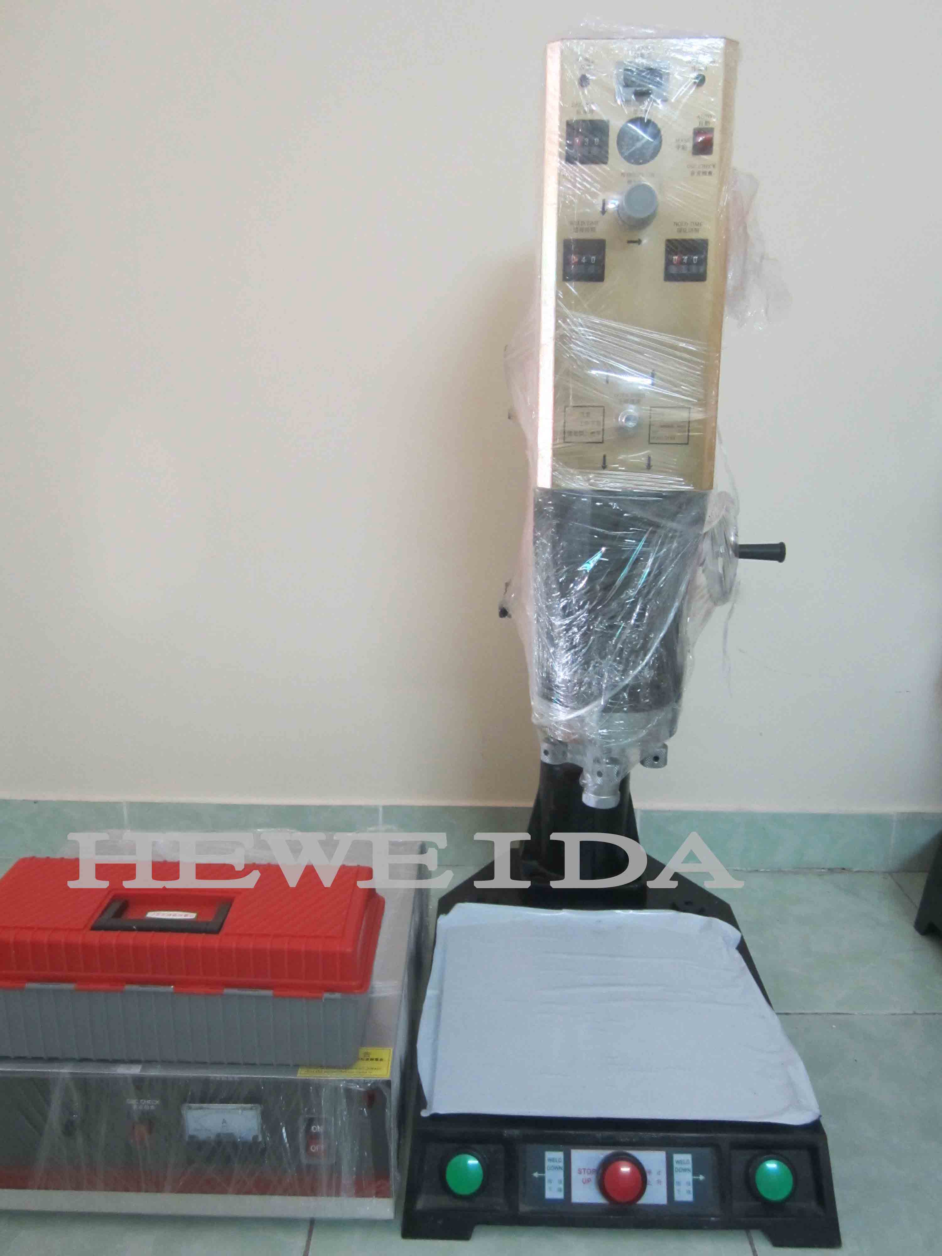 Máy hàn nhựa sóng siêu âm HEWEIDA HWD-2009A