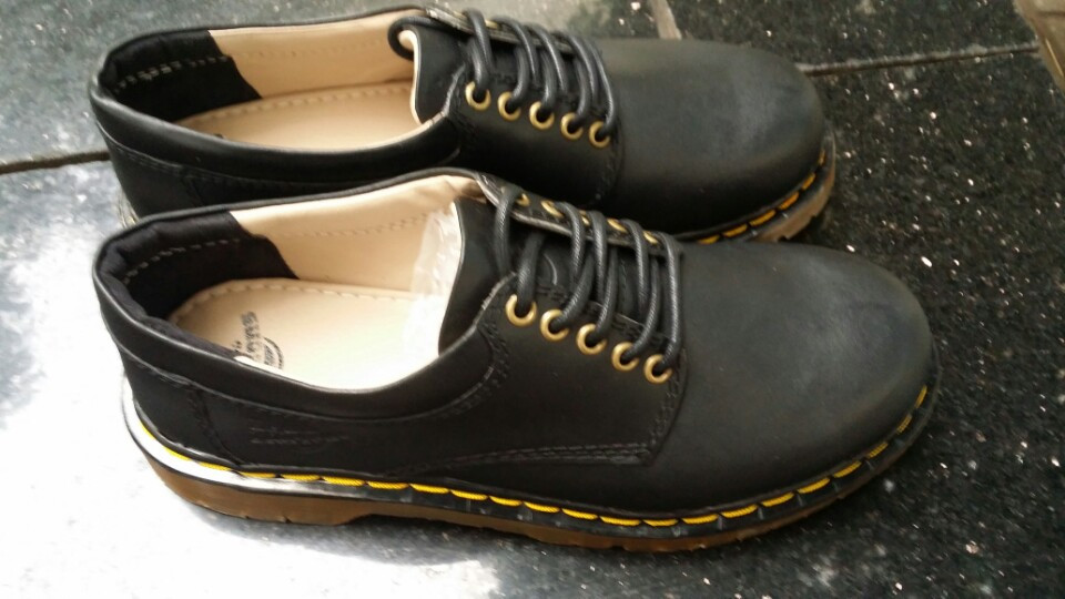 giày Dr Martens 