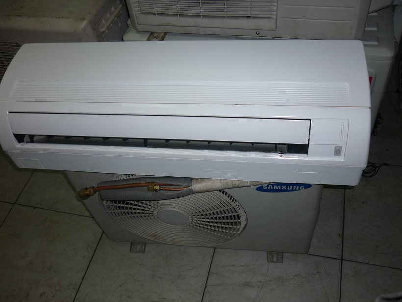  302- Cần Bán Máy Lạnh SamSung 1.5Hp mới 85%