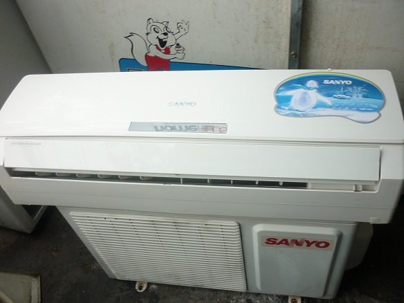  328 – Máy Lạnh SANYO 1HP SAP-K9AG mới 85%