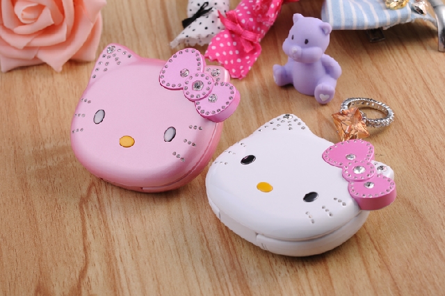 Điện thoại Hello Kitty K688 thật là cute