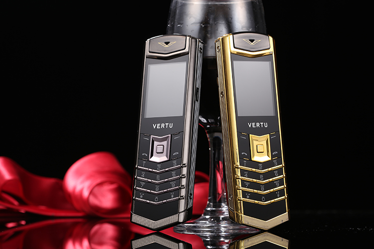 Điện thoại Vertu s 307 gold đẳng cấp, sang trọng và lịch lãm