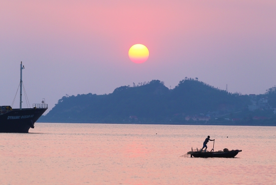  Tour ngủ đêm trên Vịnh Hạ Long