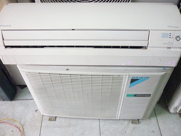  342 – Cần Bán Máy Lạnh Daikin 1.5HP mới 90% 