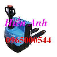 Xe nâng điện thấp giá cạnh tranh 