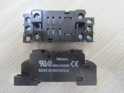 Đế relay omron-pyf 08A - N.