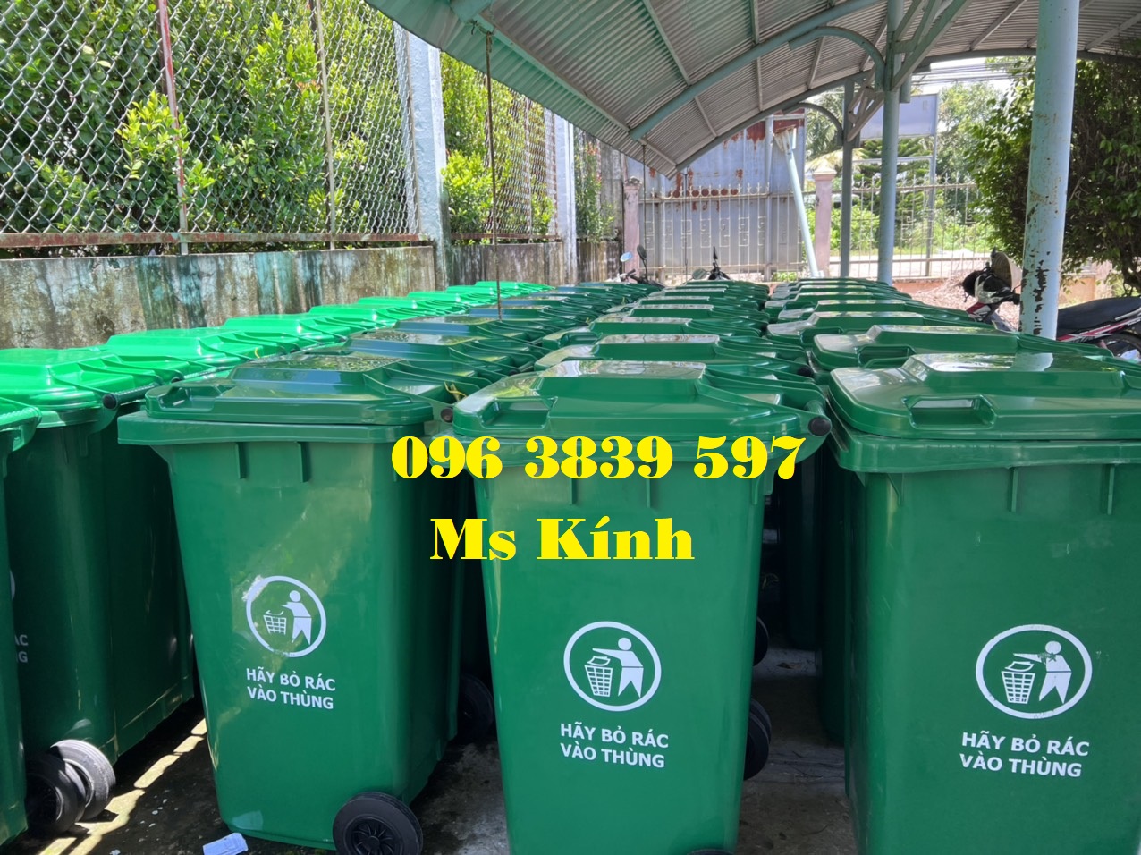 Thùng rác nhựa 240 lít, thùng rác đô thị 240 lít giá rẻ - 096 3839 597 Ms Kính