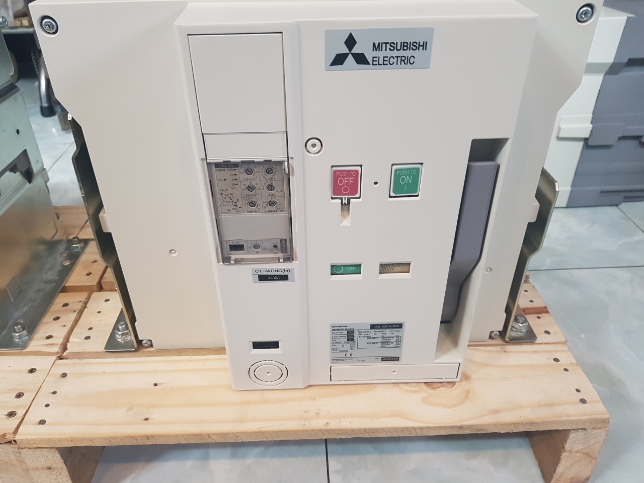 Sửa chữa ACB Mitsubishi 