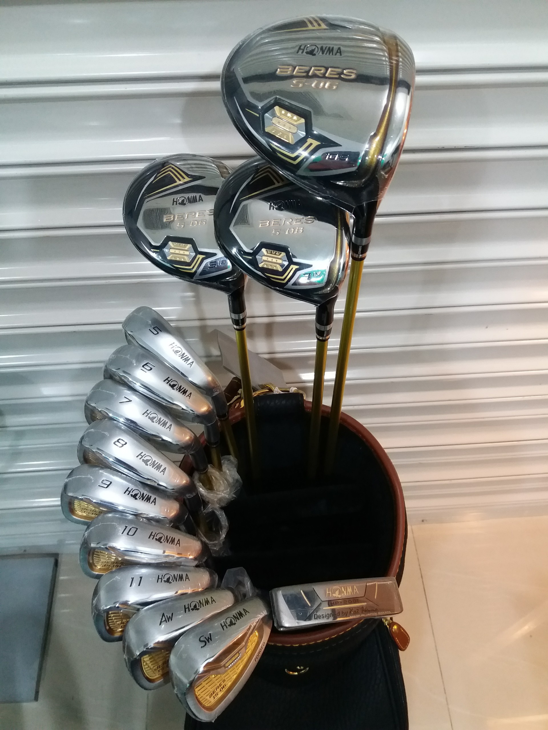 Bộ Gậy Golf Honma Beres S-06 3 Sao (New Model)