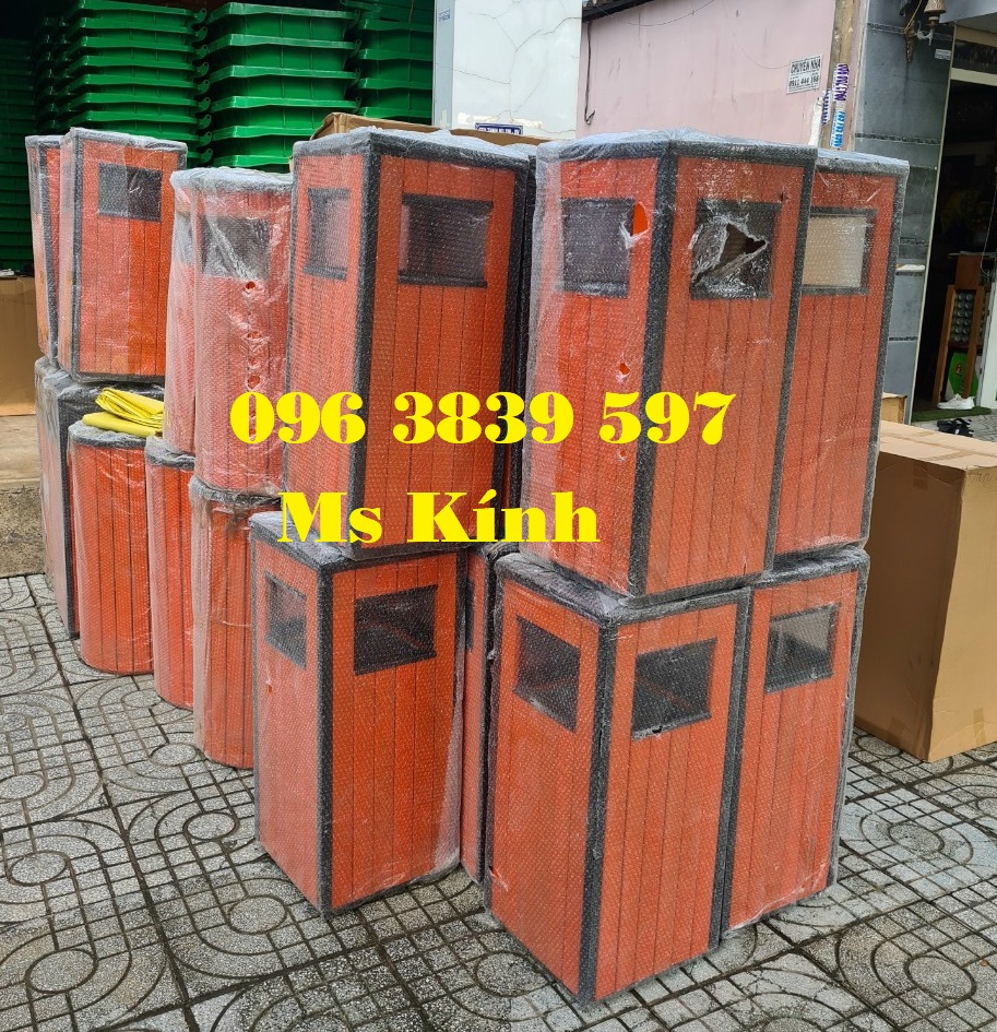 Thùng rác giả gỗ vuông, thùng rác gạt tàn, thùng rác khách sạn giá rẻ - 096 3839 597 Ms Kính