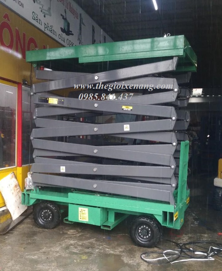 Xe nâng người 300kg 12 mét Sagolifter