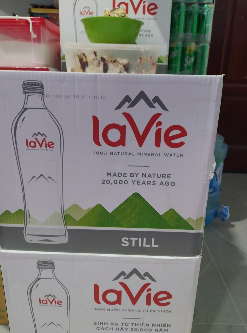 Nước khoáng Lavie chai thuỷ tinh 450ml (20 chai/thùng)